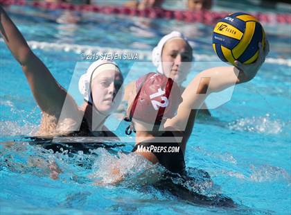 Thumbnail 3 in Foothill vs. Laguna Beach (CIF SoCal Regional D1 Semifinal) photogallery.