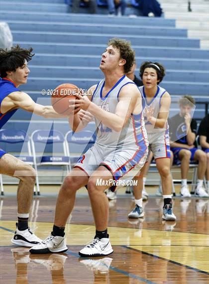 Thumbnail 1 in Trinity Christian vs Covenant Christian (Krum Invitational) photogallery.
