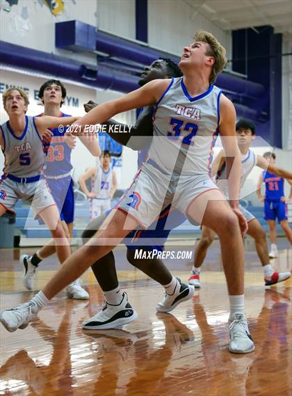 Thumbnail 2 in Trinity Christian vs Covenant Christian (Krum Invitational) photogallery.