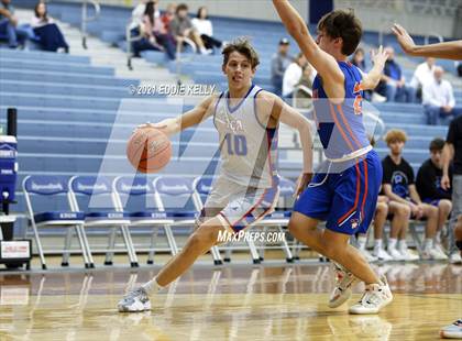 Thumbnail 3 in Trinity Christian vs Covenant Christian (Krum Invitational) photogallery.