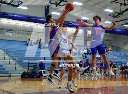 Thumbnail 3 in Trinity Christian vs Covenant Christian (Krum Invitational) photogallery.
