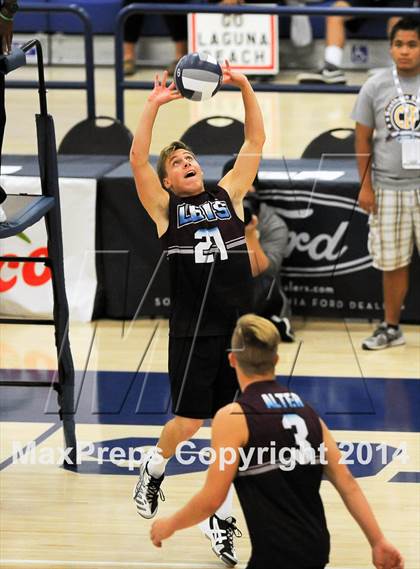Thumbnail 2 in Esperanza vs Laguna Beach (CIF SS D2 Final) photogallery.