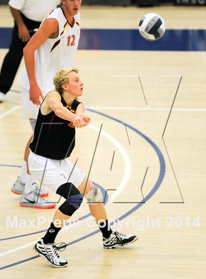 Thumbnail 1 in Esperanza vs Laguna Beach (CIF SS D2 Final) photogallery.