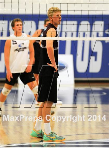 Thumbnail 1 in Esperanza vs Laguna Beach (CIF SS D2 Final) photogallery.
