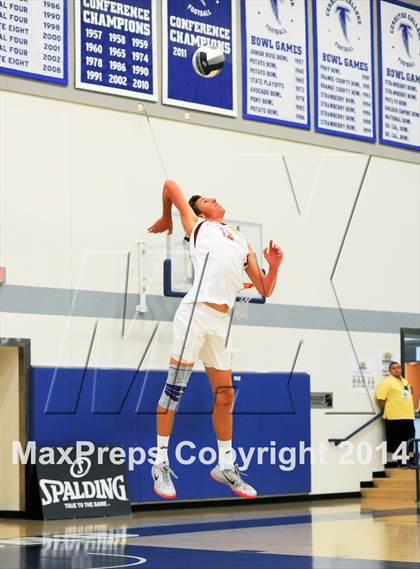 Thumbnail 2 in Esperanza vs Laguna Beach (CIF SS D2 Final) photogallery.