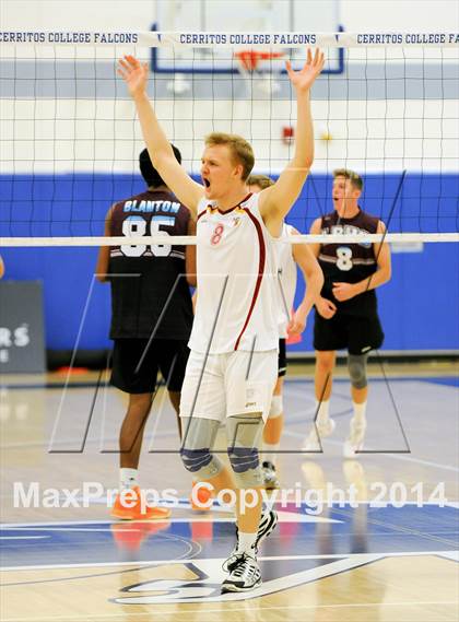 Thumbnail 1 in Esperanza vs Laguna Beach (CIF SS D2 Final) photogallery.