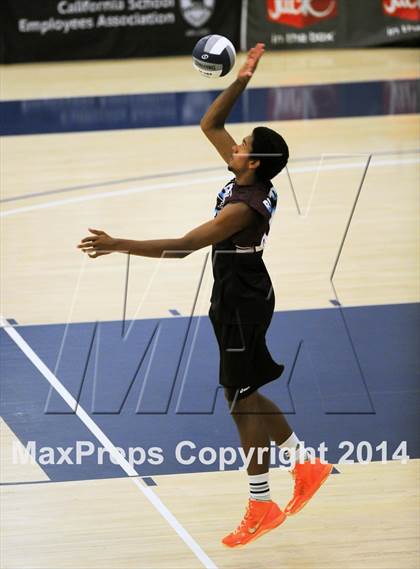 Thumbnail 2 in Esperanza vs Laguna Beach (CIF SS D2 Final) photogallery.
