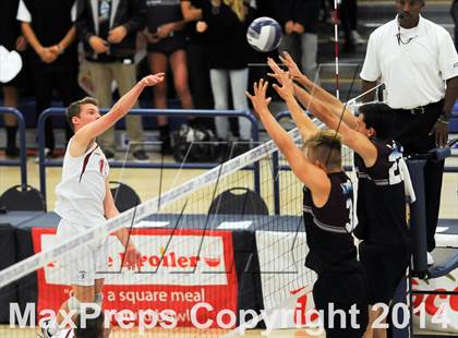 Thumbnail 2 in Esperanza vs Laguna Beach (CIF SS D2 Final) photogallery.