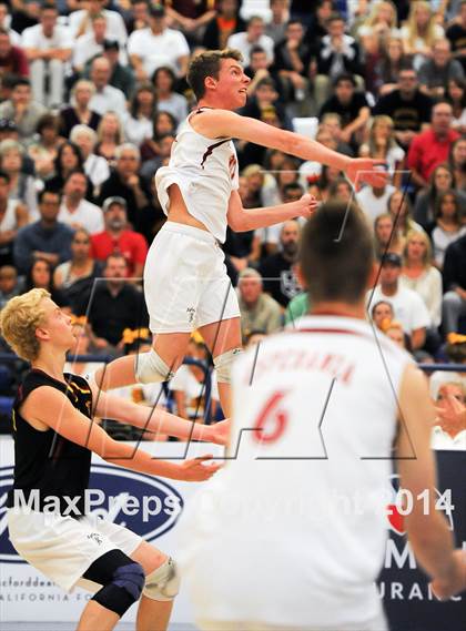 Thumbnail 2 in Esperanza vs Laguna Beach (CIF SS D2 Final) photogallery.