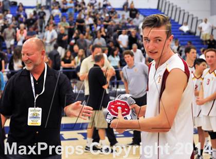 Thumbnail 2 in Esperanza vs Laguna Beach (CIF SS D2 Final) photogallery.