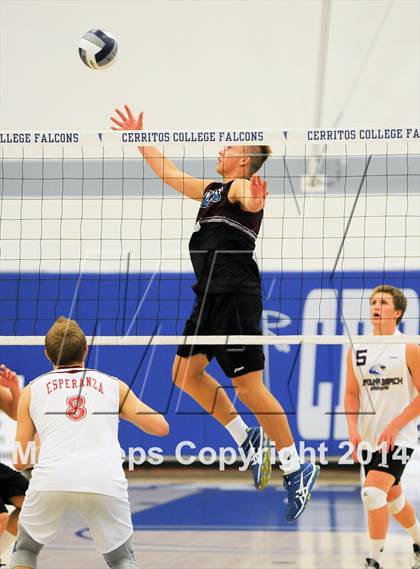 Thumbnail 3 in Esperanza vs Laguna Beach (CIF SS D2 Final) photogallery.