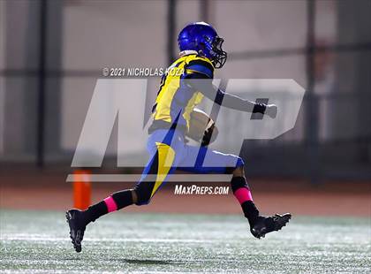 Thumbnail 2 in Verbum Dei vs. St. Monica photogallery.