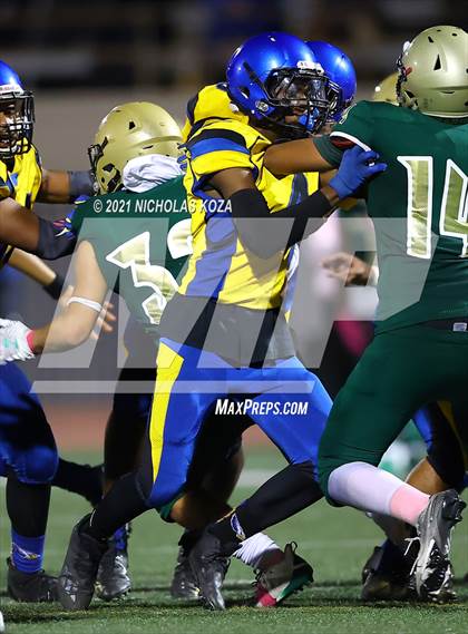 Thumbnail 3 in Verbum Dei vs. St. Monica photogallery.