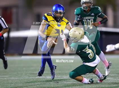 Thumbnail 2 in Verbum Dei vs. St. Monica photogallery.