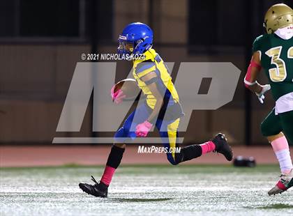 Thumbnail 1 in Verbum Dei vs. St. Monica photogallery.