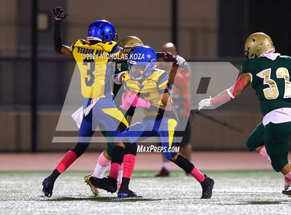 Thumbnail 2 in Verbum Dei vs. St. Monica photogallery.