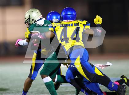 Thumbnail 1 in Verbum Dei vs. St. Monica photogallery.