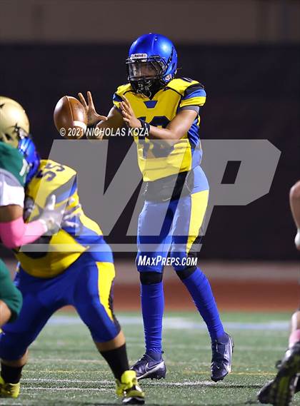 Thumbnail 2 in Verbum Dei vs. St. Monica photogallery.