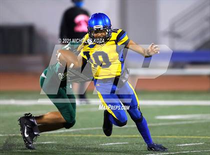 Thumbnail 2 in Verbum Dei vs. St. Monica photogallery.