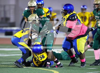 Thumbnail 1 in Verbum Dei vs. St. Monica photogallery.