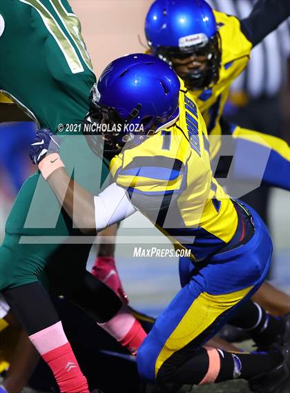 Thumbnail 1 in Verbum Dei vs. St. Monica photogallery.