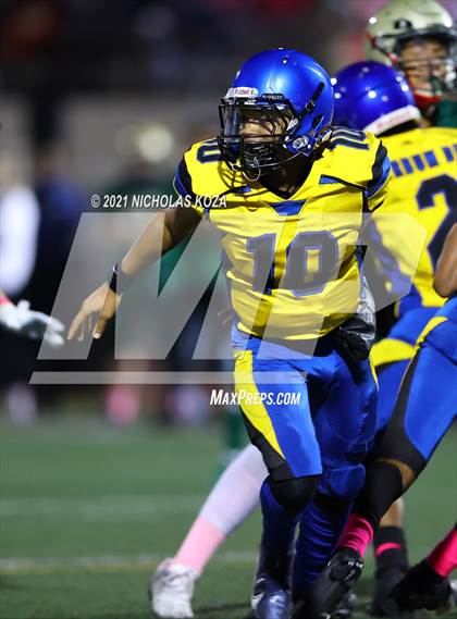 Thumbnail 1 in Verbum Dei vs. St. Monica photogallery.