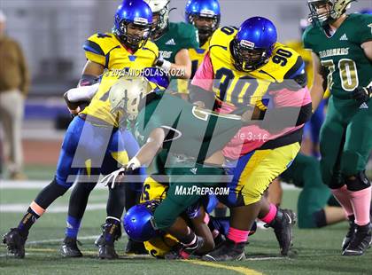 Thumbnail 2 in Verbum Dei vs. St. Monica photogallery.