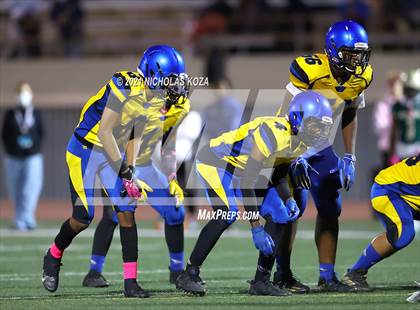 Thumbnail 1 in Verbum Dei vs. St. Monica photogallery.