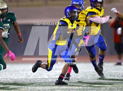 Thumbnail 2 in Verbum Dei vs. St. Monica photogallery.