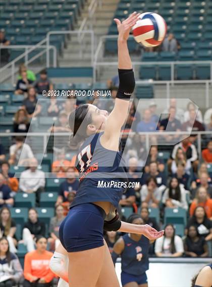 Thumbnail 1 in Seven Lakes vs Tompkins (UIL Volleyball 6A Regional Quarterfinal) photogallery.