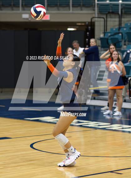 Thumbnail 3 in Seven Lakes vs Tompkins (UIL Volleyball 6A Regional Quarterfinal) photogallery.