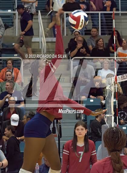 Thumbnail 3 in Seven Lakes vs Tompkins (UIL Volleyball 6A Regional Quarterfinal) photogallery.