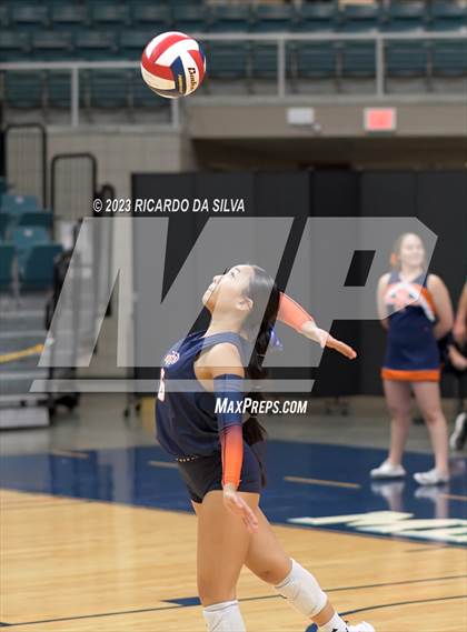 Thumbnail 3 in Seven Lakes vs Tompkins (UIL Volleyball 6A Regional Quarterfinal) photogallery.