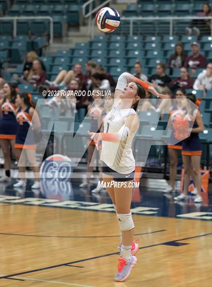 Thumbnail 1 in Seven Lakes vs Tompkins (UIL Volleyball 6A Regional Quarterfinal) photogallery.