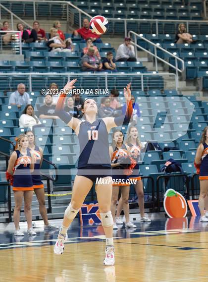 Thumbnail 2 in Seven Lakes vs Tompkins (UIL Volleyball 6A Regional Quarterfinal) photogallery.