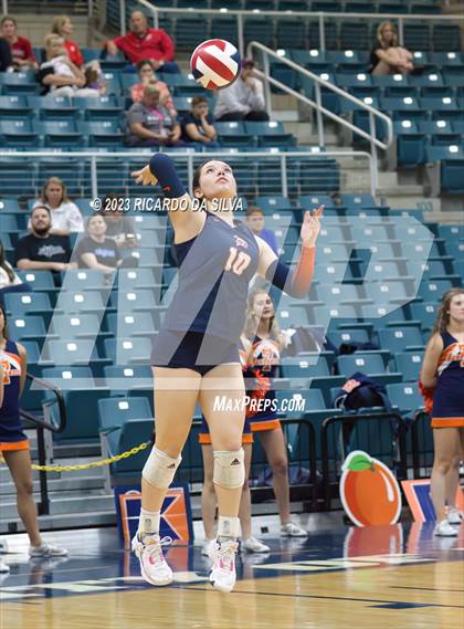 Thumbnail 3 in Seven Lakes vs Tompkins (UIL Volleyball 6A Regional Quarterfinal) photogallery.