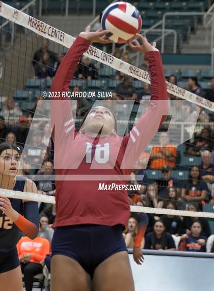 Thumbnail 3 in Seven Lakes vs Tompkins (UIL Volleyball 6A Regional Quarterfinal) photogallery.