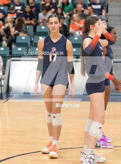 Thumbnail 1 in Seven Lakes vs Tompkins (UIL Volleyball 6A Regional Quarterfinal) photogallery.