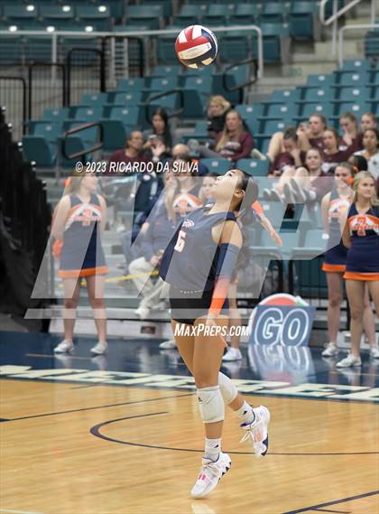 Thumbnail 2 in Seven Lakes vs Tompkins (UIL Volleyball 6A Regional Quarterfinal) photogallery.