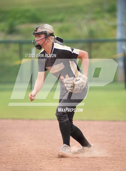 Thumbnail 1 in Hackleburg @ Hartselle photogallery.