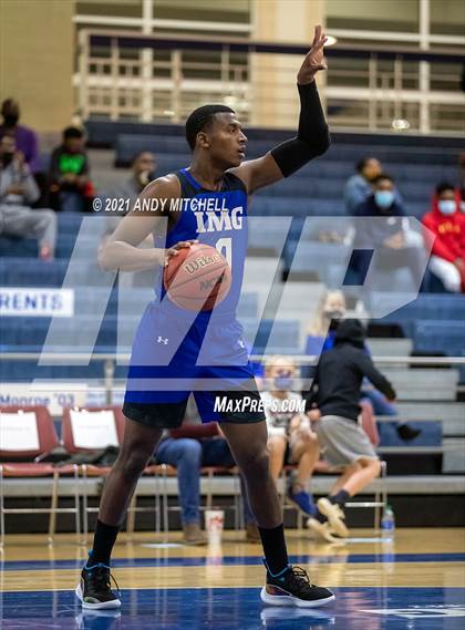 Thumbnail 3 in IMG Academy vs. Hamilton Heights Christian Academy photogallery.