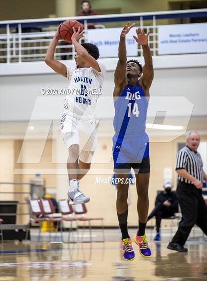 Thumbnail 3 in IMG Academy vs. Hamilton Heights Christian Academy photogallery.