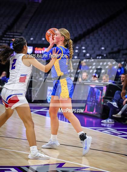 Thumbnail 3 in Durham vs Hamilton (Golden 1 Center) photogallery.