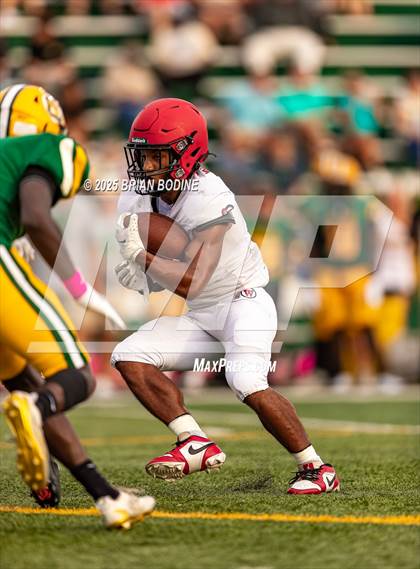 Thumbnail 3 in Waccamaw vs Conway (CNB 2025 Kickoff Classic) photogallery.