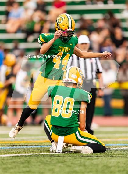 Thumbnail 3 in Waccamaw vs Conway (CNB 2025 Kickoff Classic) photogallery.