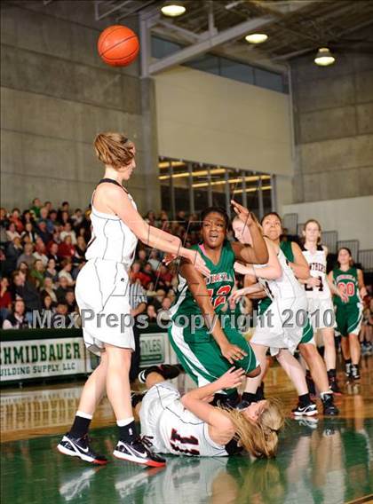 Thumbnail 3 in Eureka vs. McKinleyville (Dick Nicali Tournament) photogallery.