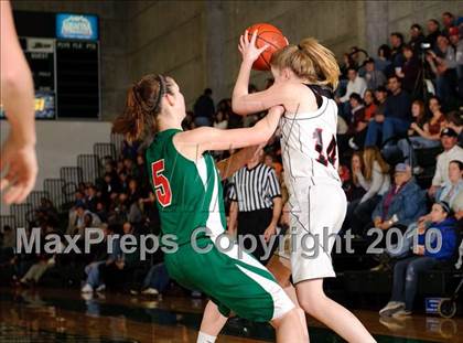 Thumbnail 3 in Eureka vs. McKinleyville (Dick Nicali Tournament) photogallery.