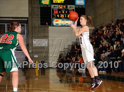 Thumbnail 3 in Eureka vs. McKinleyville (Dick Nicali Tournament) photogallery.