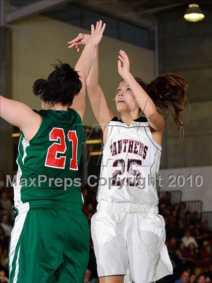 Thumbnail 1 in Eureka vs. McKinleyville (Dick Nicali Tournament) photogallery.