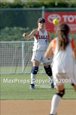 Thumbnail 3 in Chaminade vs Warren (D4 Section Final) photogallery.